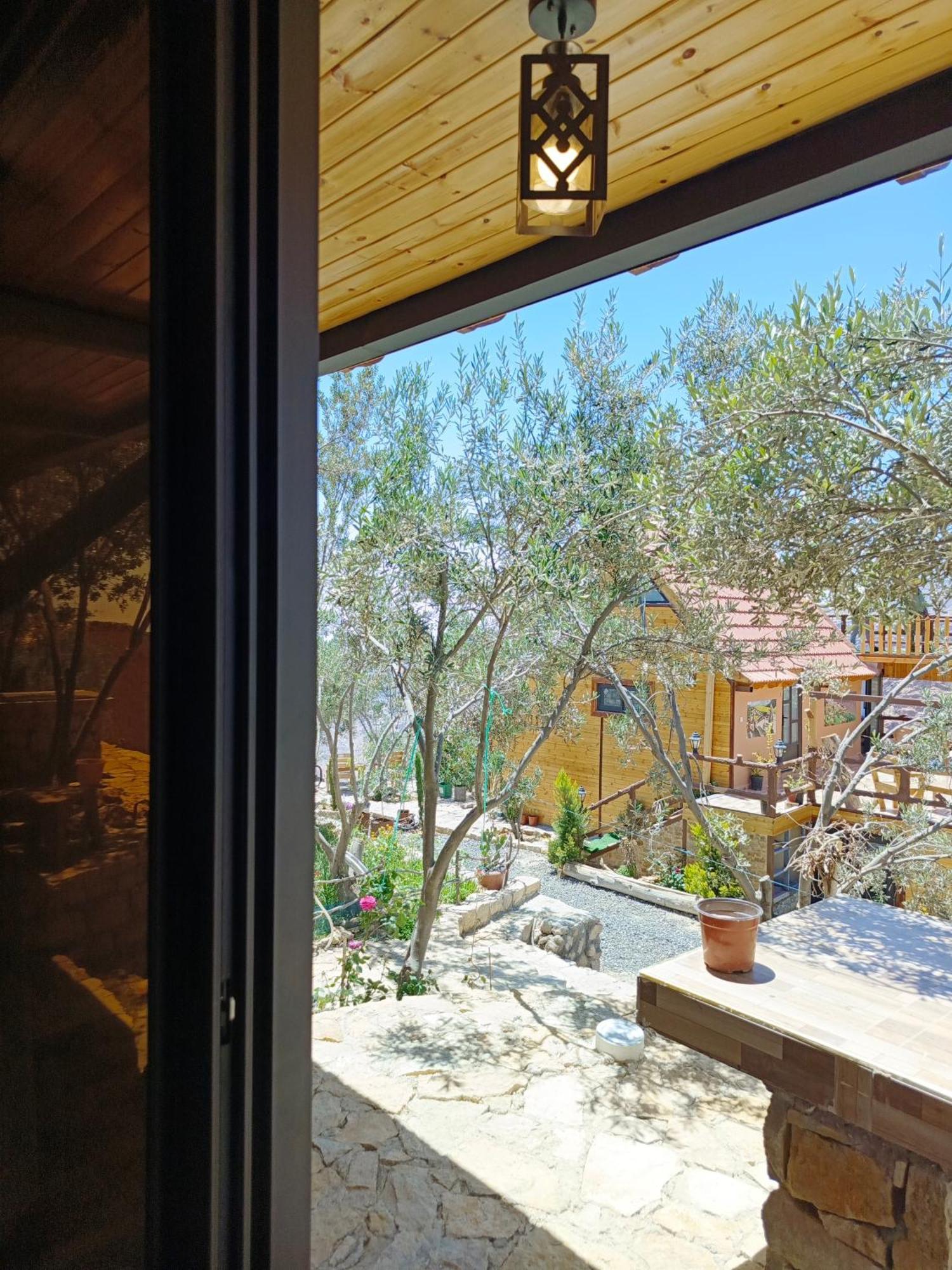 Отель Dana Luxury Huts Экстерьер фото