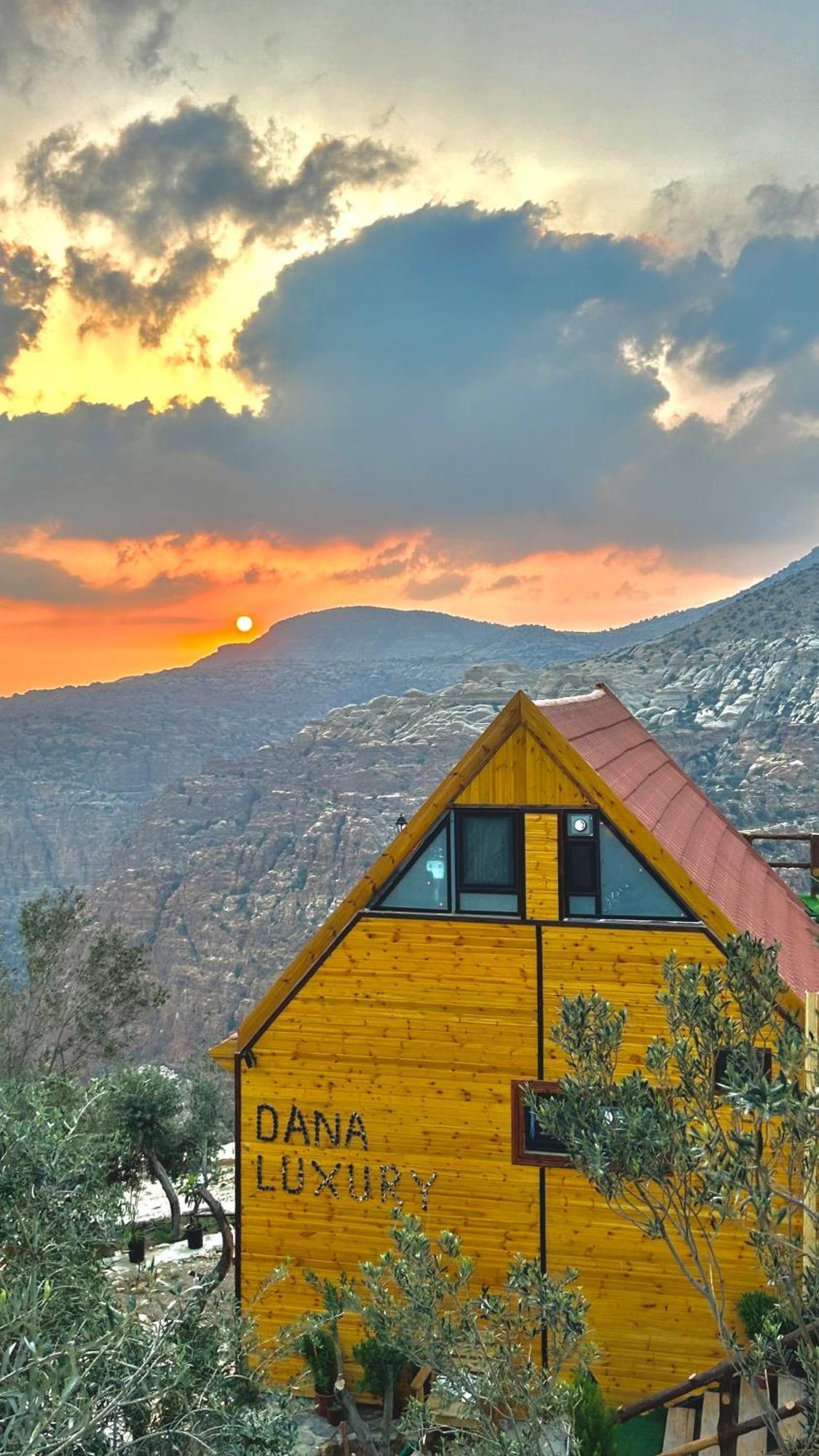 Отель Dana Luxury Huts Экстерьер фото